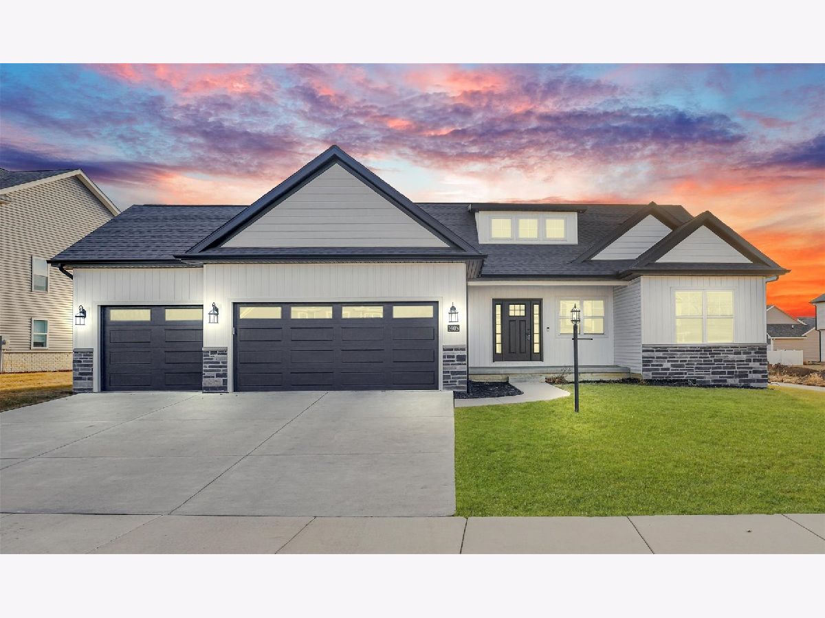  Sold Mahomet Illinois, 1405 Golden Rod