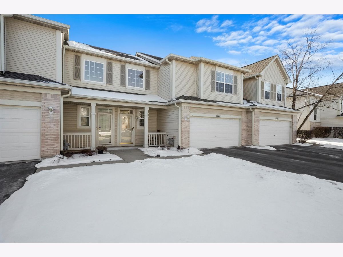Townhomes Sold Summit Fields Aurora Illinois, 2124 Sunrise