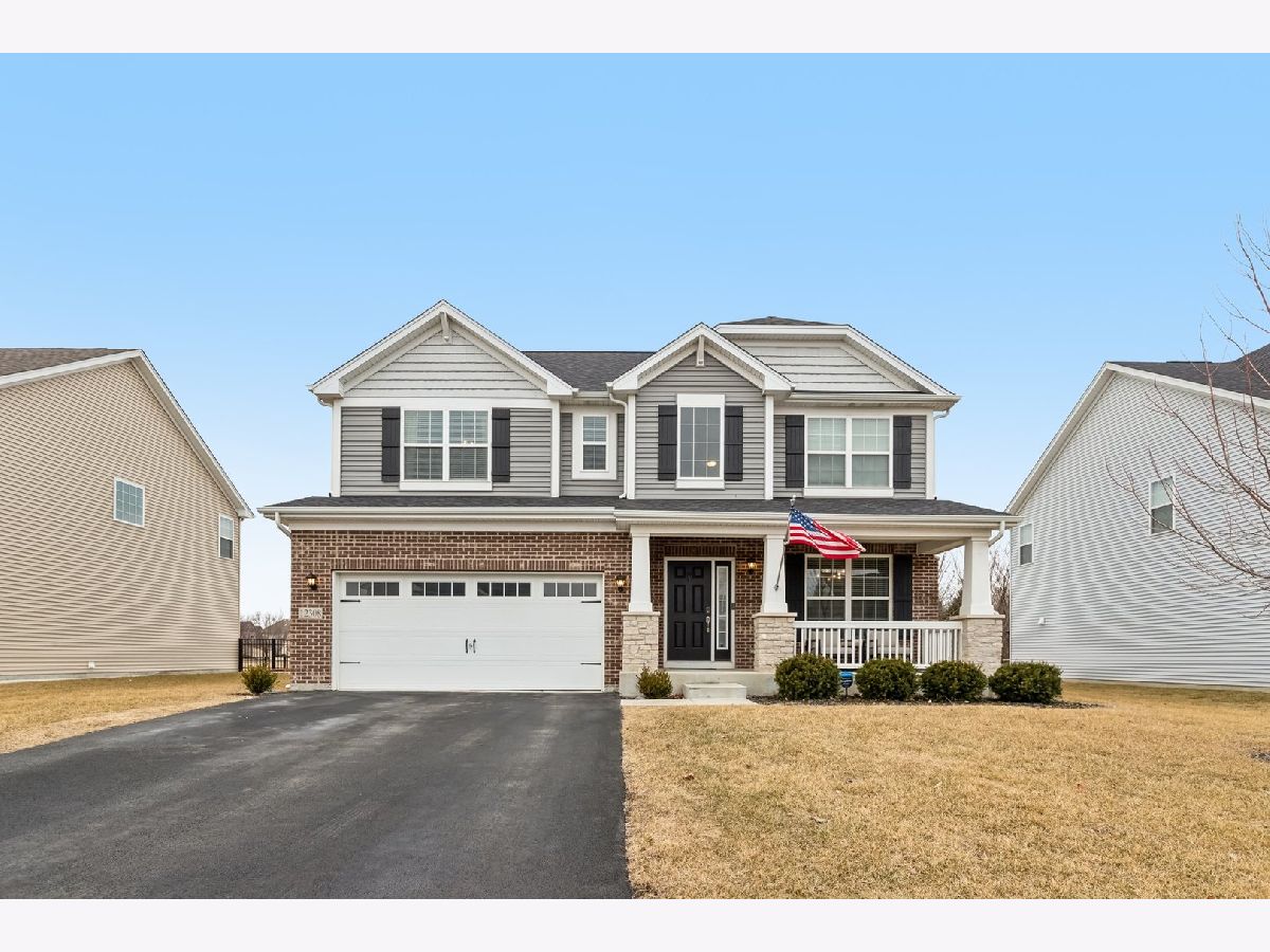 Homes & Townhomes Sold Chatham Square Plainfield Illinois, 12308 Prairie Ridge