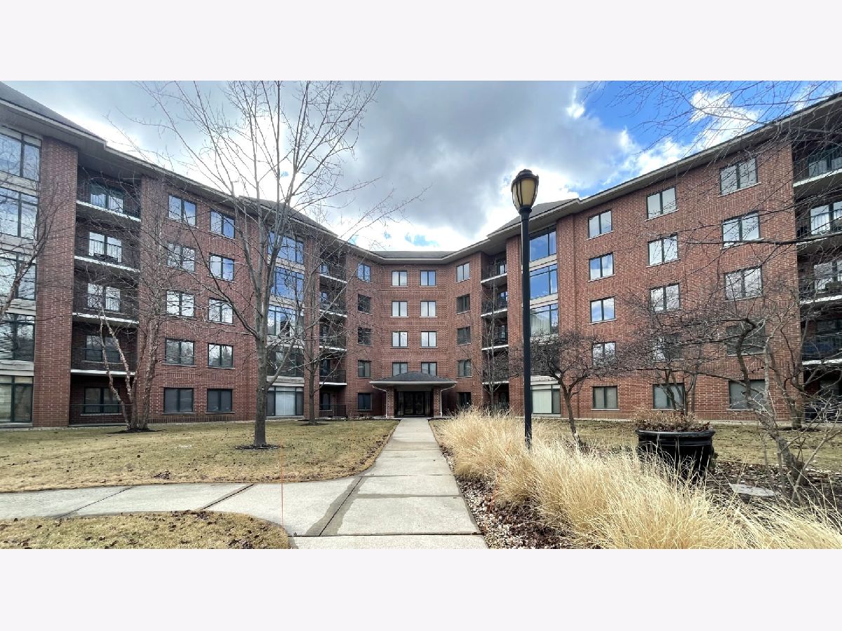 Condominiums Sold Fountain Square Lombard Illinois, 865 22nd