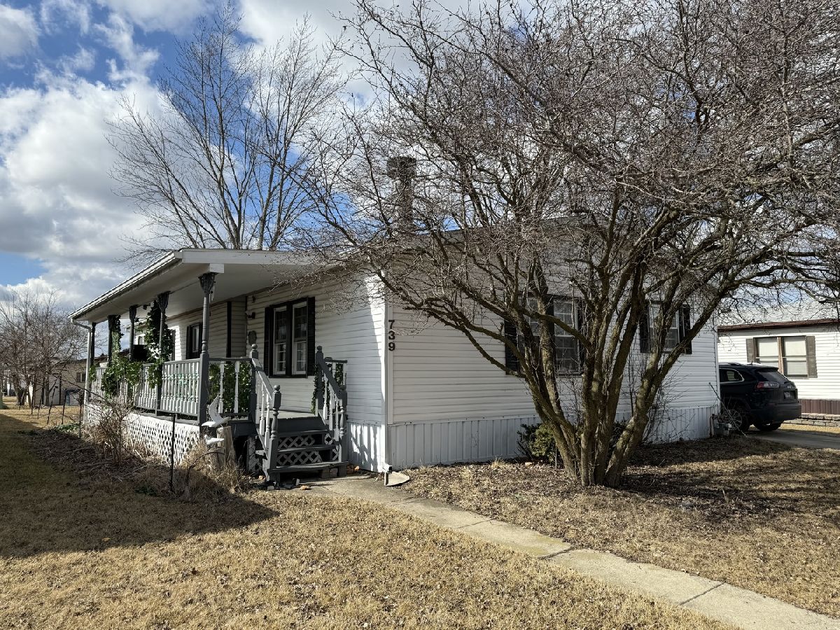 Subdivision Sold Timber Ridge Park Matteson Illinois, 739 Chapparal