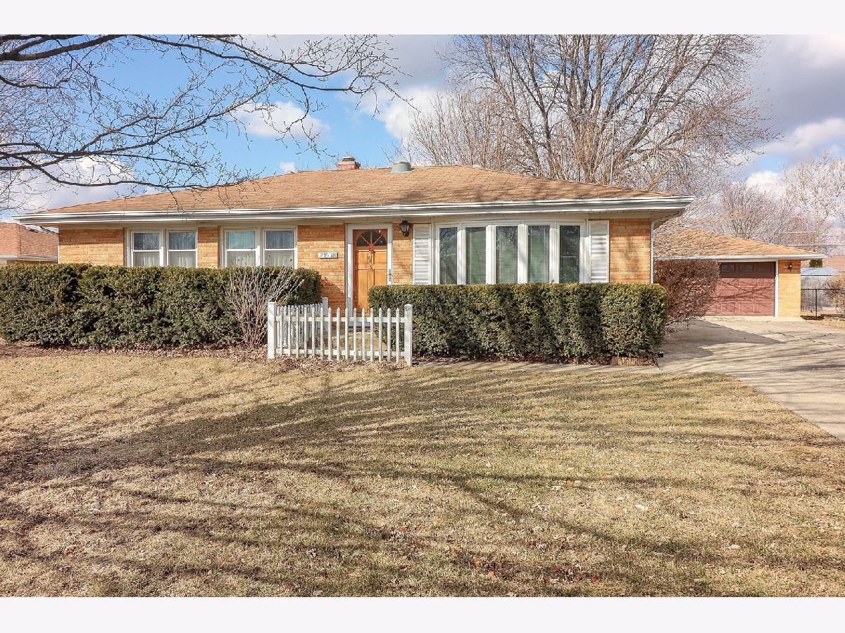 Homes Sold Peerless Estates Plainfield Illinois, 23538 Lynn