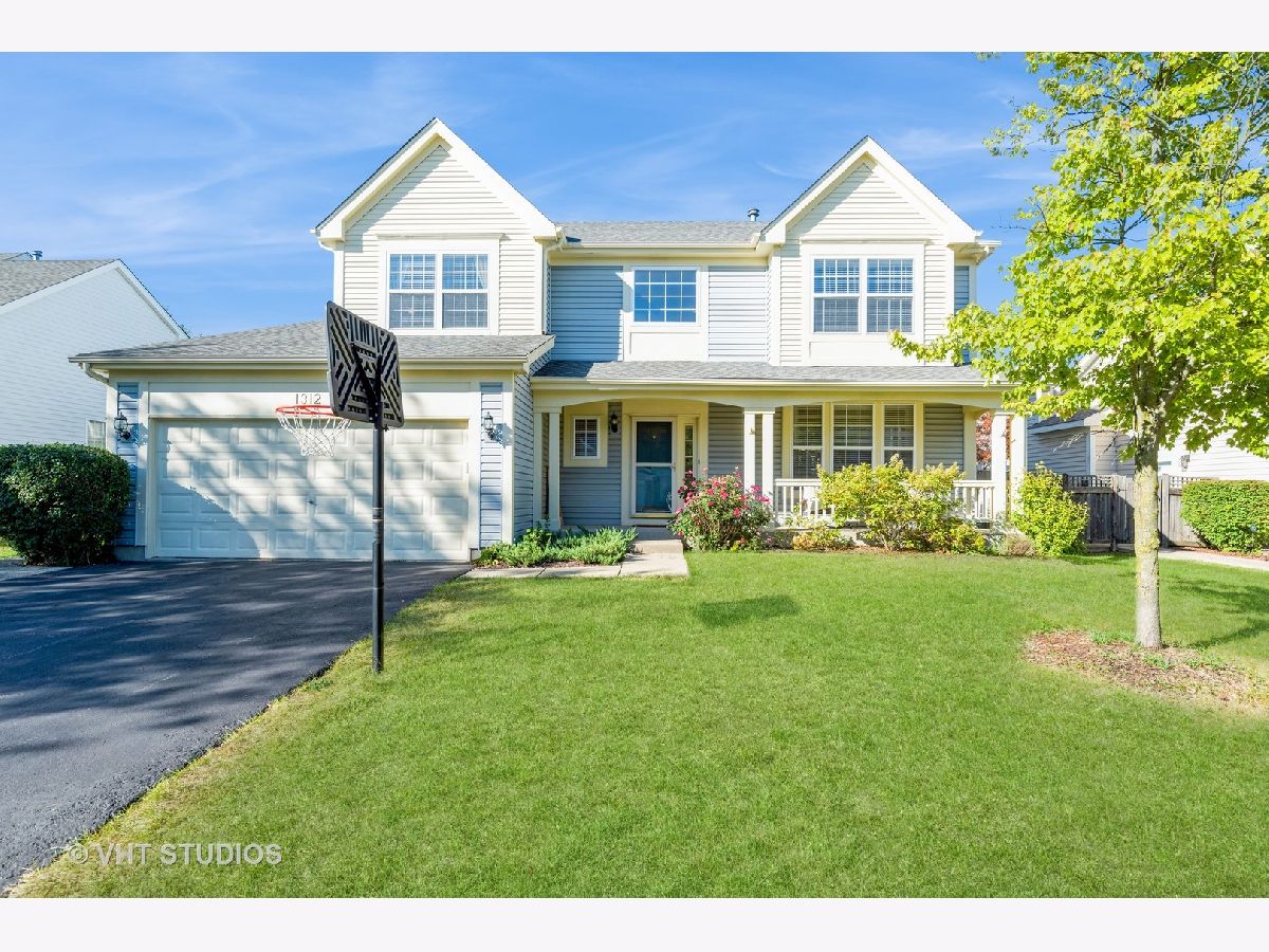Homes & Townhomes Sold Cambridge Country North Mundelein Illinois, 1312 Patrick
