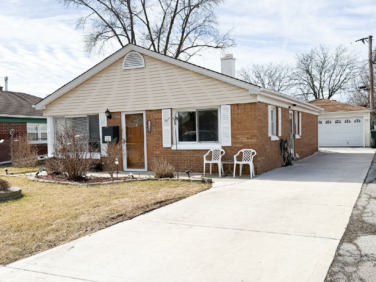  Sold Merrionette Park Illinois, 11600 Meadow Lane