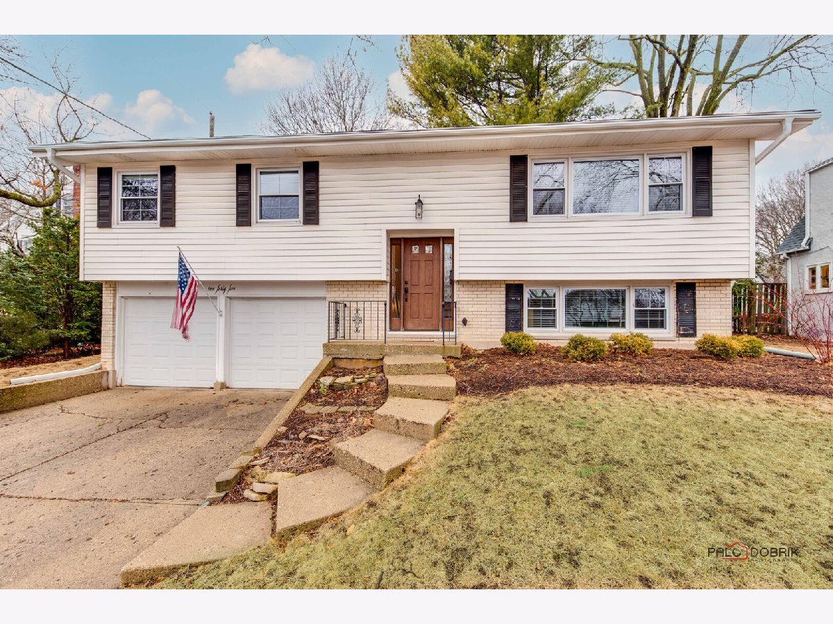 Homes Rented Sunnyside Park Libertyville Illinois, 245 2nd