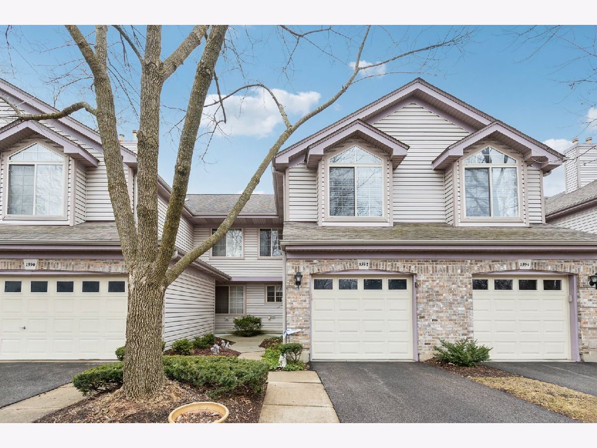 Townhomes Sold Wellington Park Palatine Illinois, 1592 St Marks
