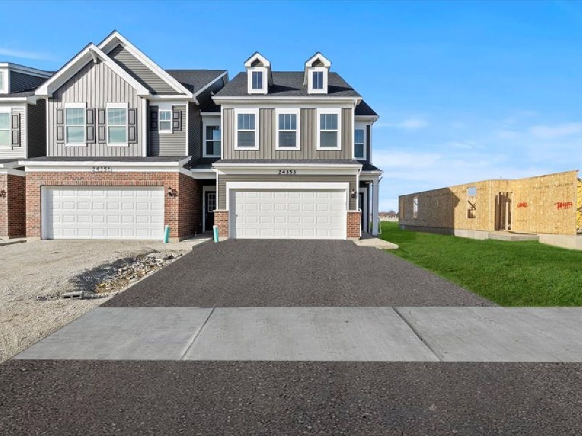 Homes & Condos & Townhomes Rented Bronk Farm Plainfield Illinois, 24353 W Alexis