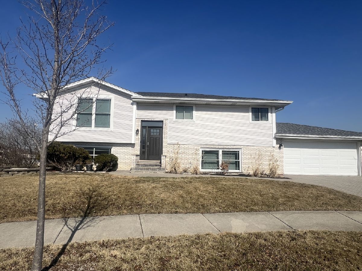  Rented Mokena Illinois, 9230 Elm