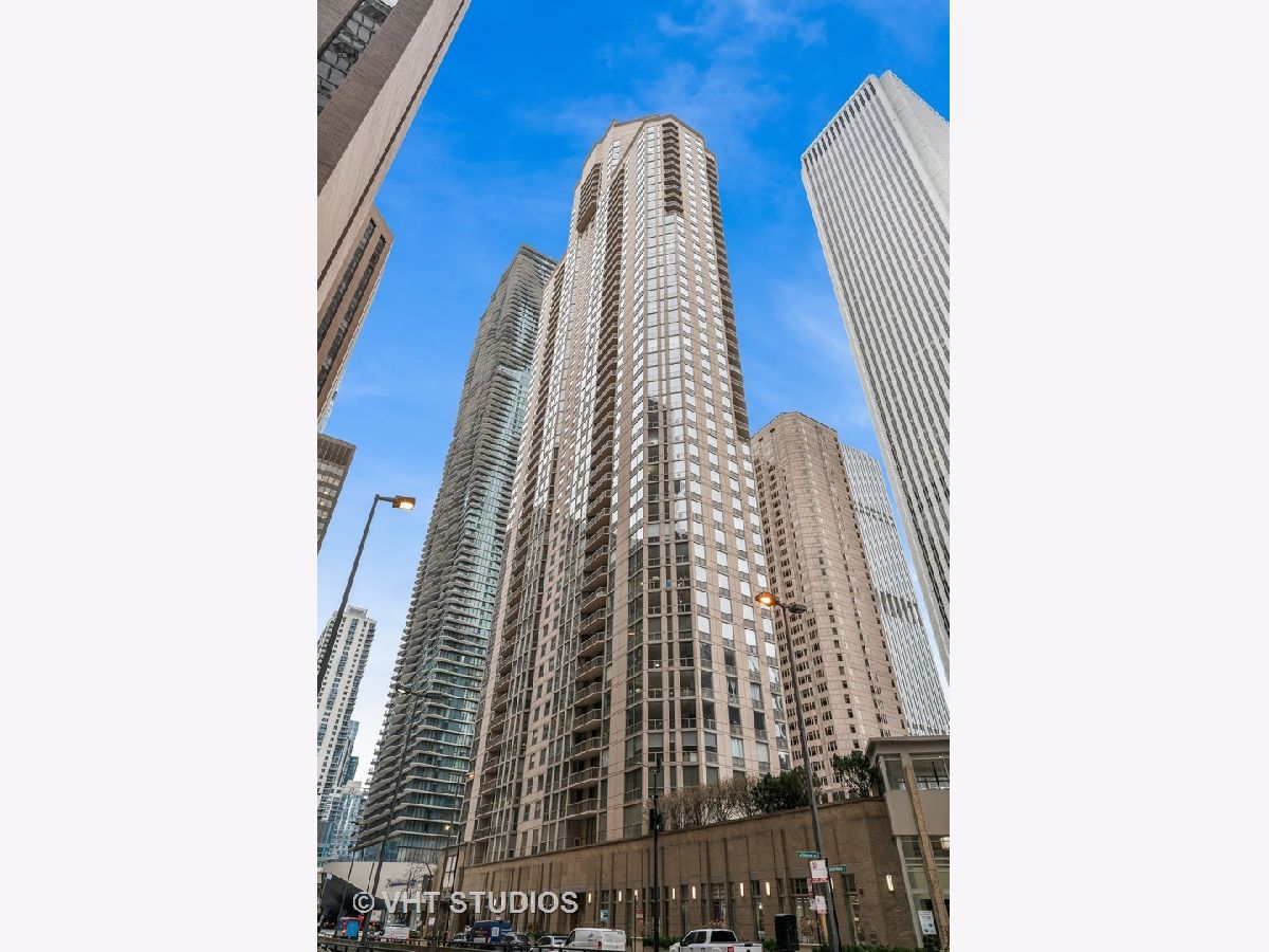 Condominiums Sold Park Millennium Condos Chicago Illinois, 222 Columbus