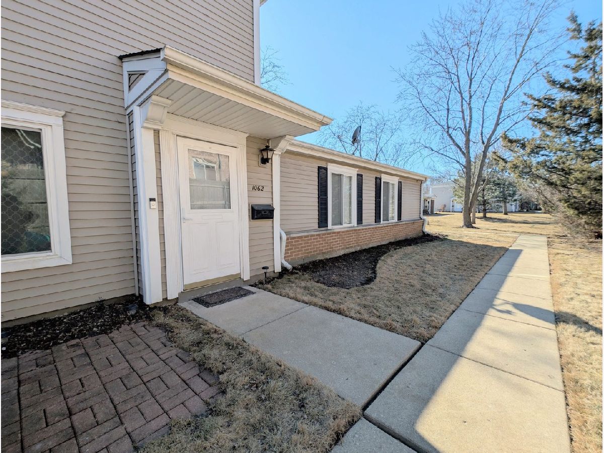 Townhomes & Condos Sold Quincy Park Prospect Heights Illinois, 1062 Cove