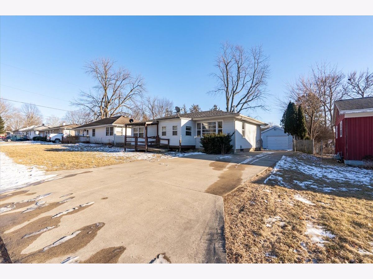  Rented Normal Illinois, 111 Cypress