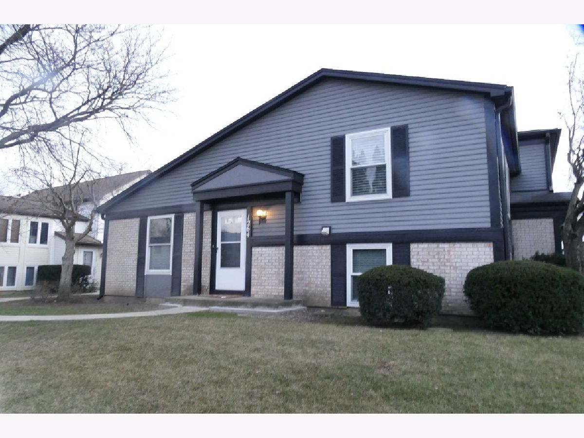 Townhomes & Condos Rented Inverrary Deerfield Illinois, 1264 Inverrary