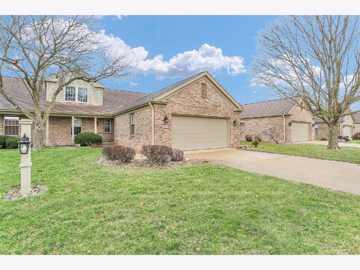 Condominiums & Homes For Sale Old Farm Champaign Illinois, 1609 Lakeside Drive