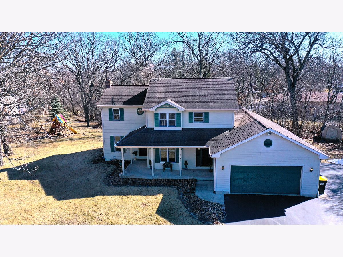  Rented Spring Grove Illinois, 3497 Kings Lair