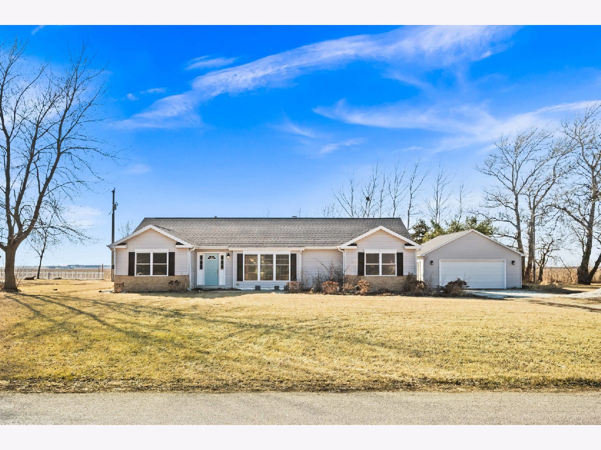 Homes Sold Lake Iroquois Loda Illinois, 119 Chippewa
