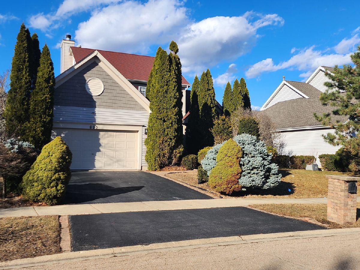 Homes Rented Chicory Place Aurora Illinois, 895 Red Clover