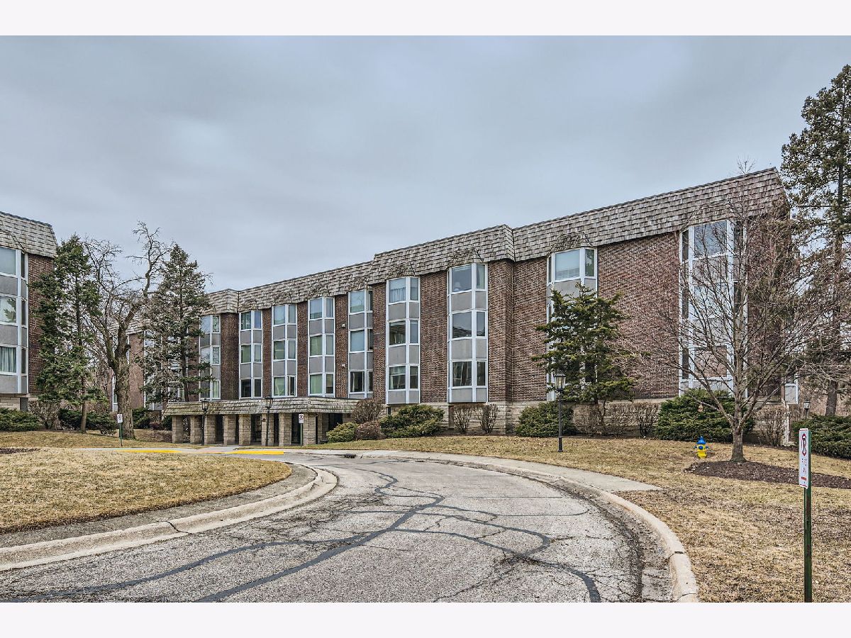 Condominiums Sold Bristol Court Park Ridge Illinois, 2600 Windsor