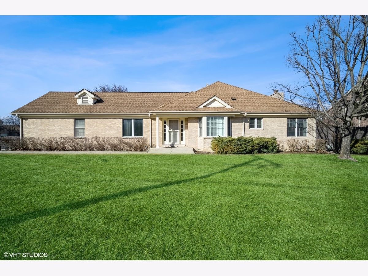 Townhomes Sold Courts Of Amber Woods Glenview Illinois, 4400 Hammersmith