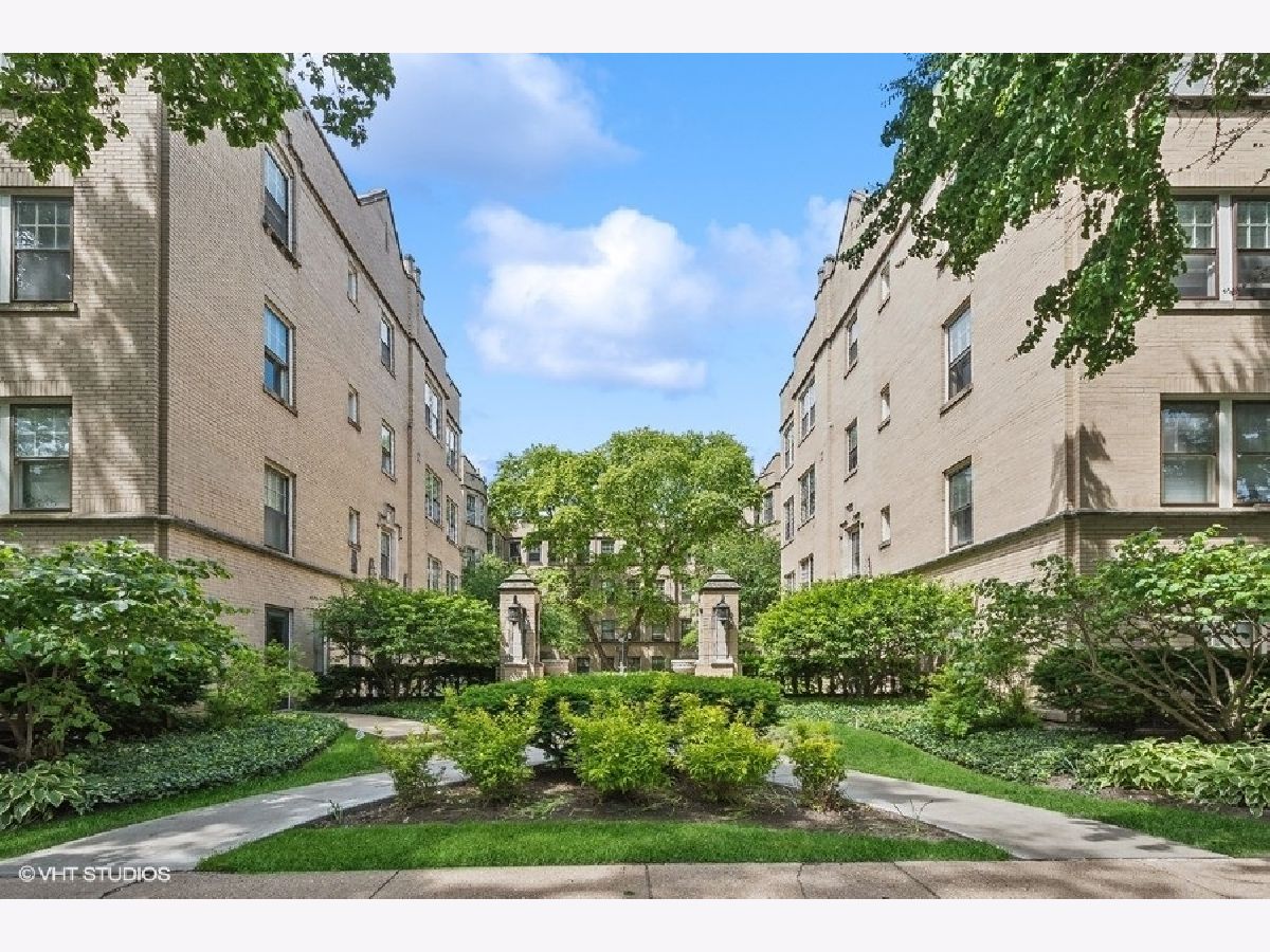 Condos & Townhomes Sold Hinman Gardens Evanston Illinois, 680 Hinman