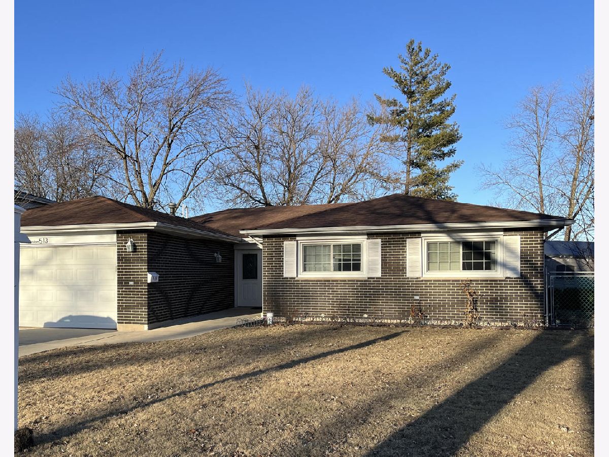 Homes Sold Timbercrest Schaumburg Illinois, 513 Redwood