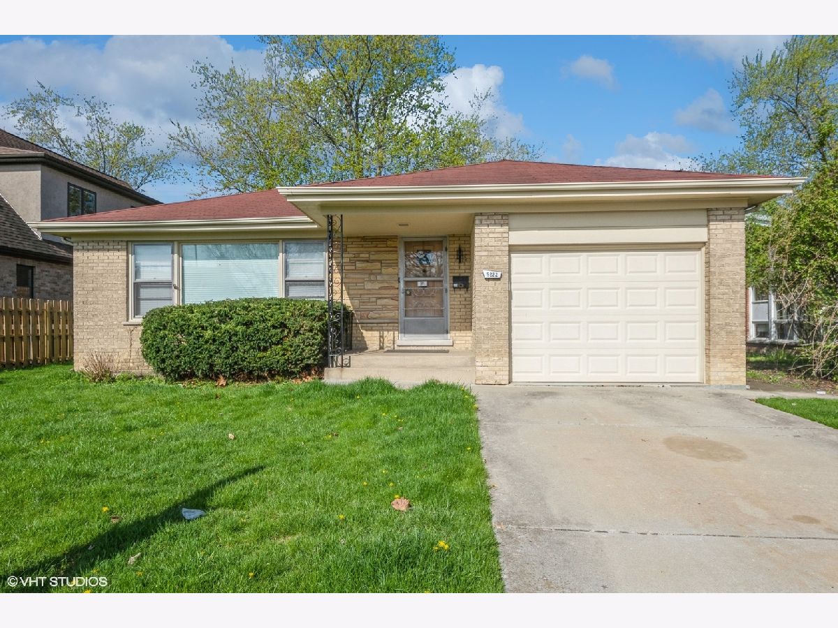 Homes & Townhomes Rented Devonshire Highlands Skokie Illinois, 9222 Kildare