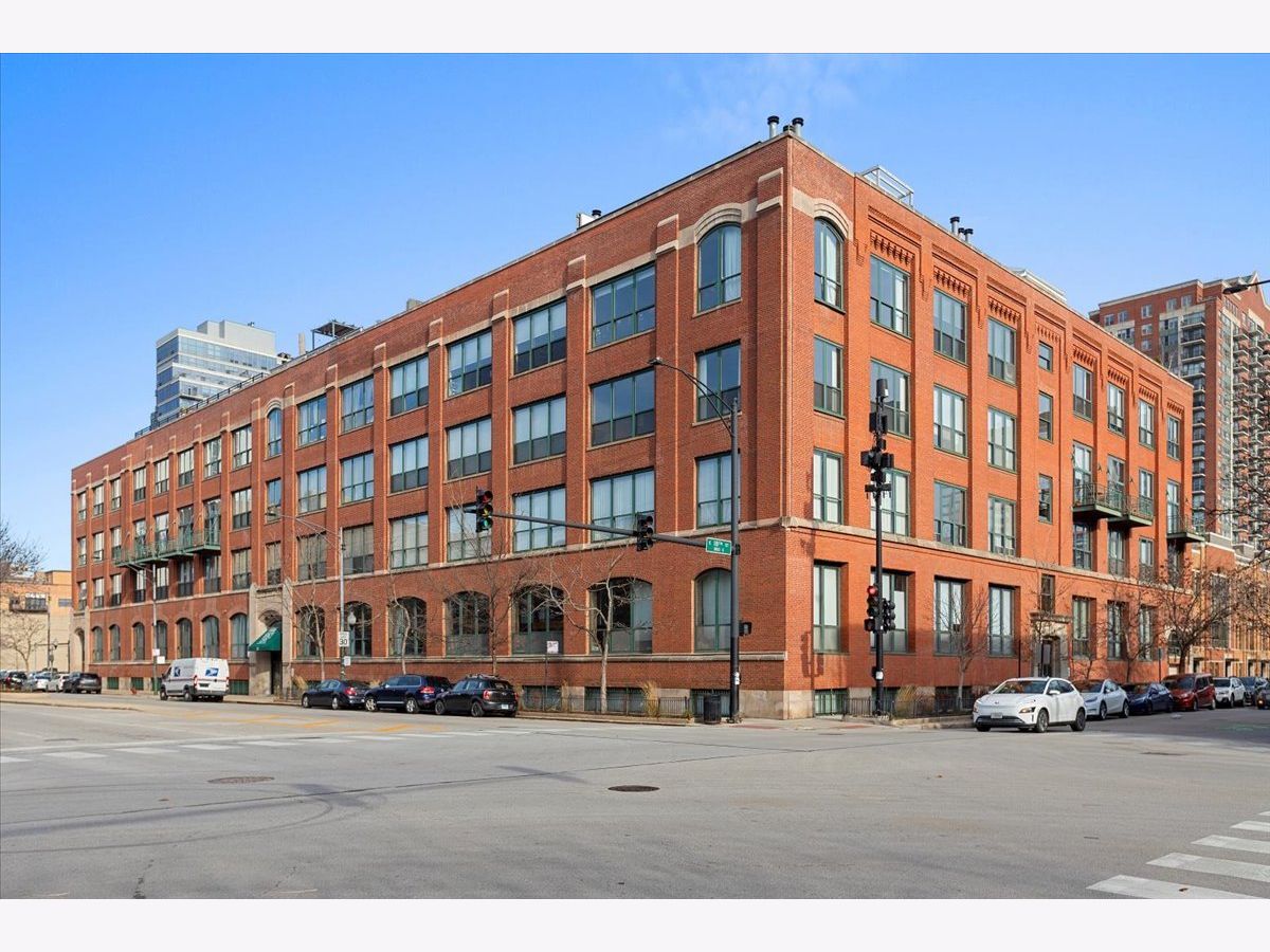 Condos & Townhomes Rented Prairie House Lofts Chicago Illinois, 1727 Indiana
