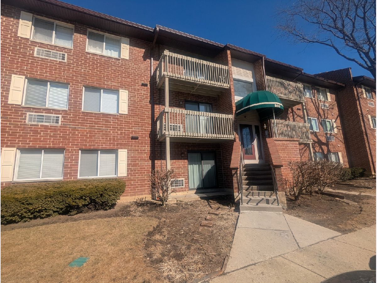 Condominiums Sold Lakewood Villas Vernon Hills Illinois, 800 Lakeside