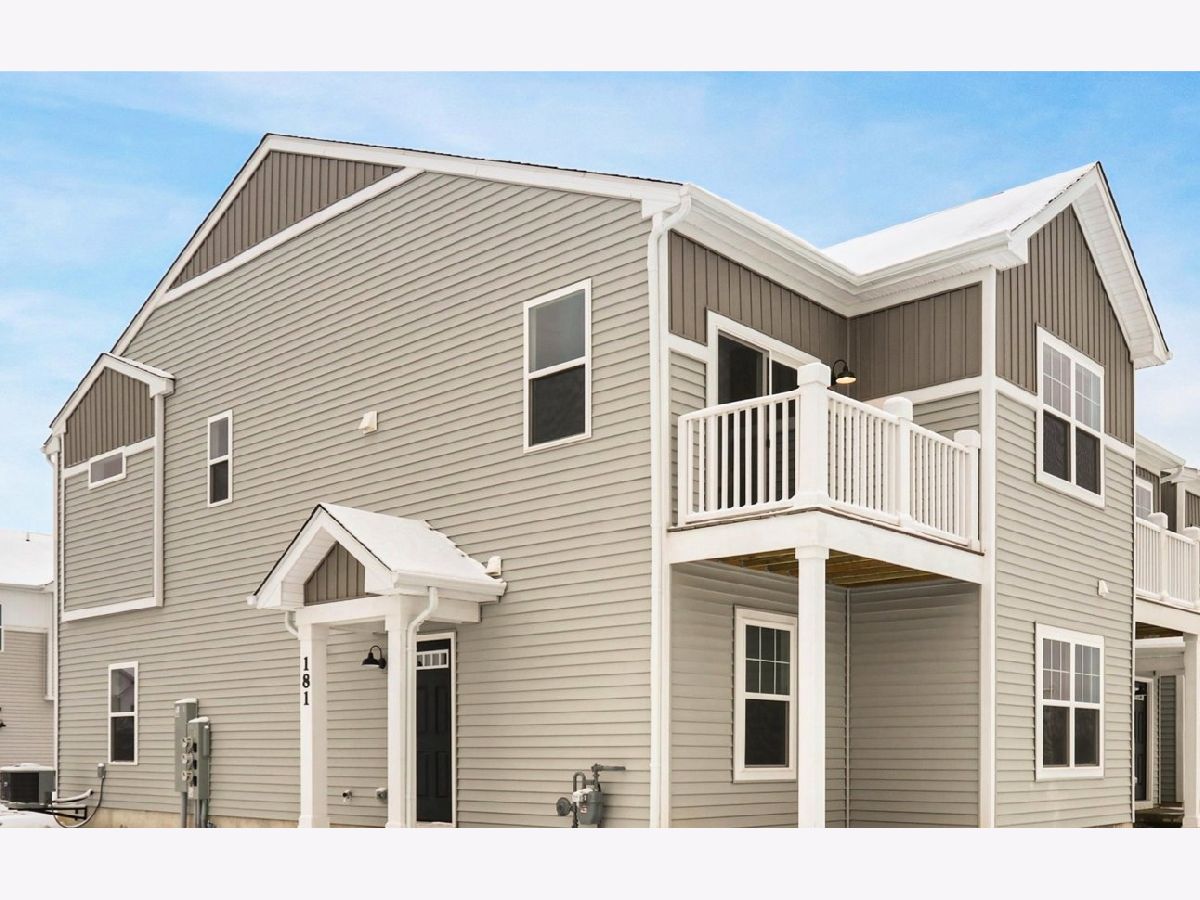 Condos & Townhomes Rented The Townes At Becketts South Elgin Illinois, 181 Kingsport