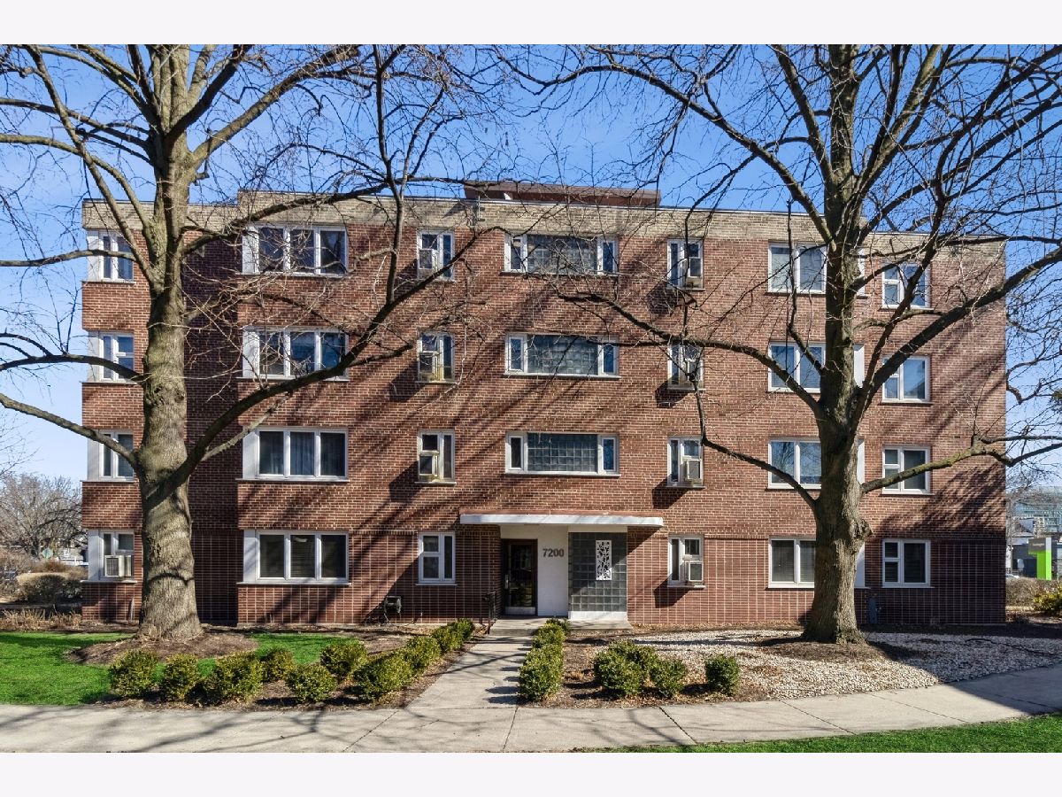 Condominiums Sold River Forest Garden River Forest Illinois, 7200 Oak
