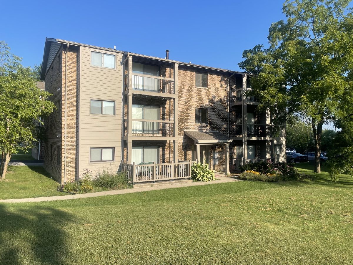  Rented Homewood Illinois, 3258 184th