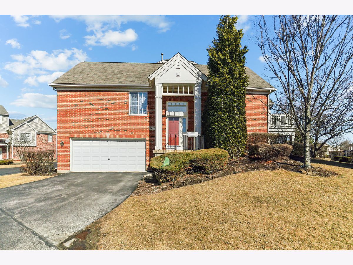 Townhomes & Condos Sold Orland Park Crossing Orland Park Illinois, 9420 John Humphrey