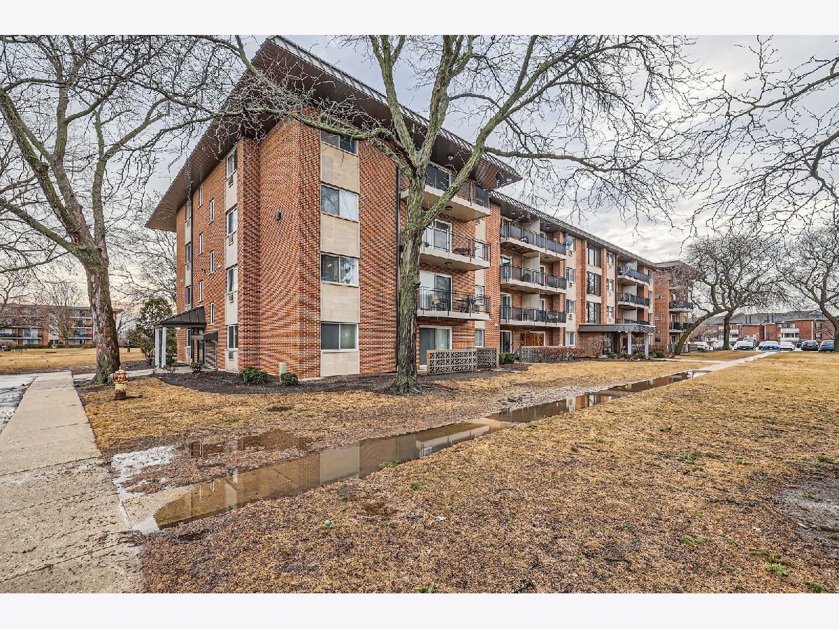 Condominiums Sold The Sanctuary Arlington Heights Illinois, 2230 Goebbert