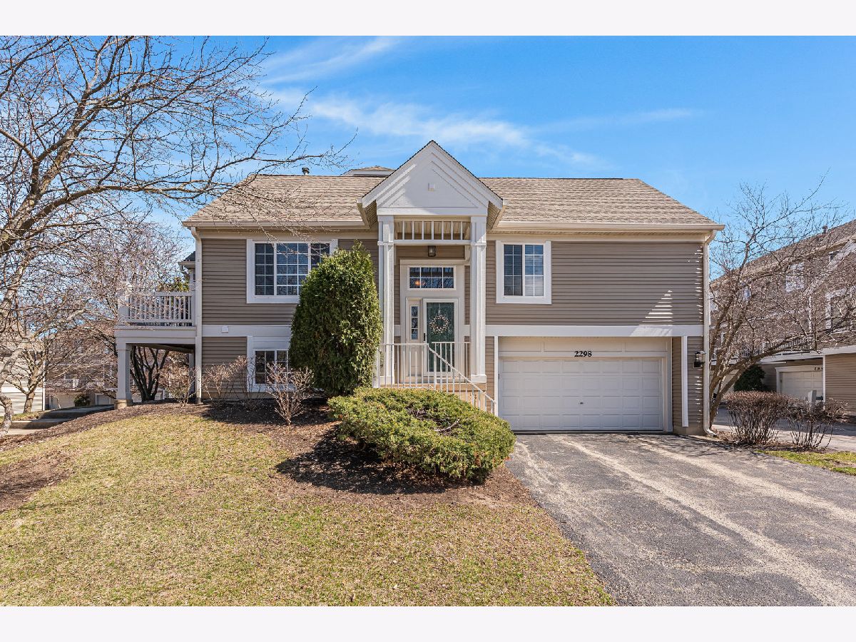 Townhomes & Condos Sold Ogden Pointe Aurora Illinois, 2298 Twilight