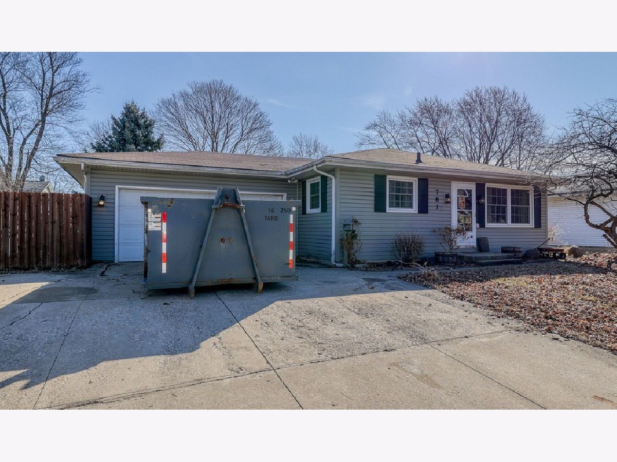 Homes Sold Heathercrest Aurora Illinois, 781 Sherwood