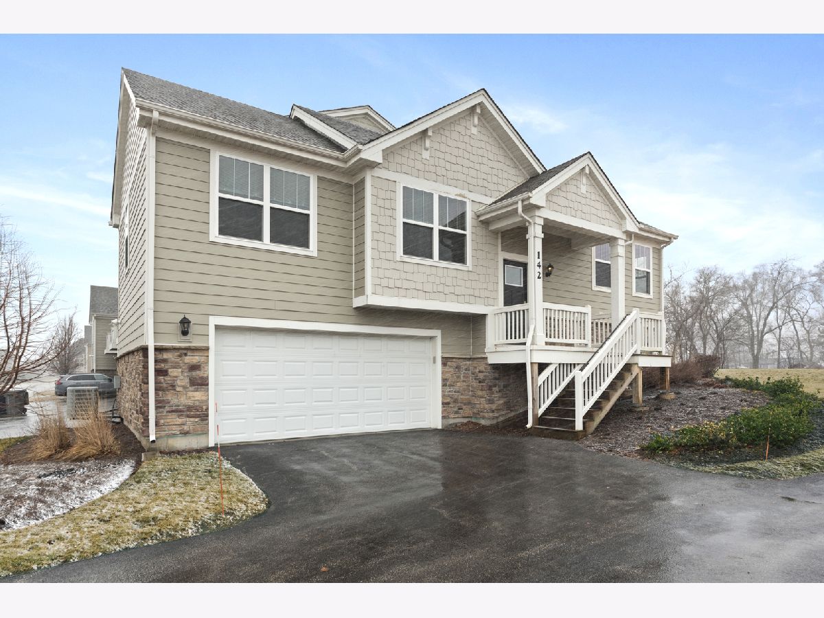 Homes & Townhomes Sold Tall Oaks Elgin Illinois, 142 Goldenrod