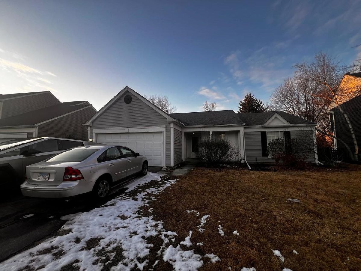 Homes Rented Pheasant Creek Aurora Illinois, 3262 Salem