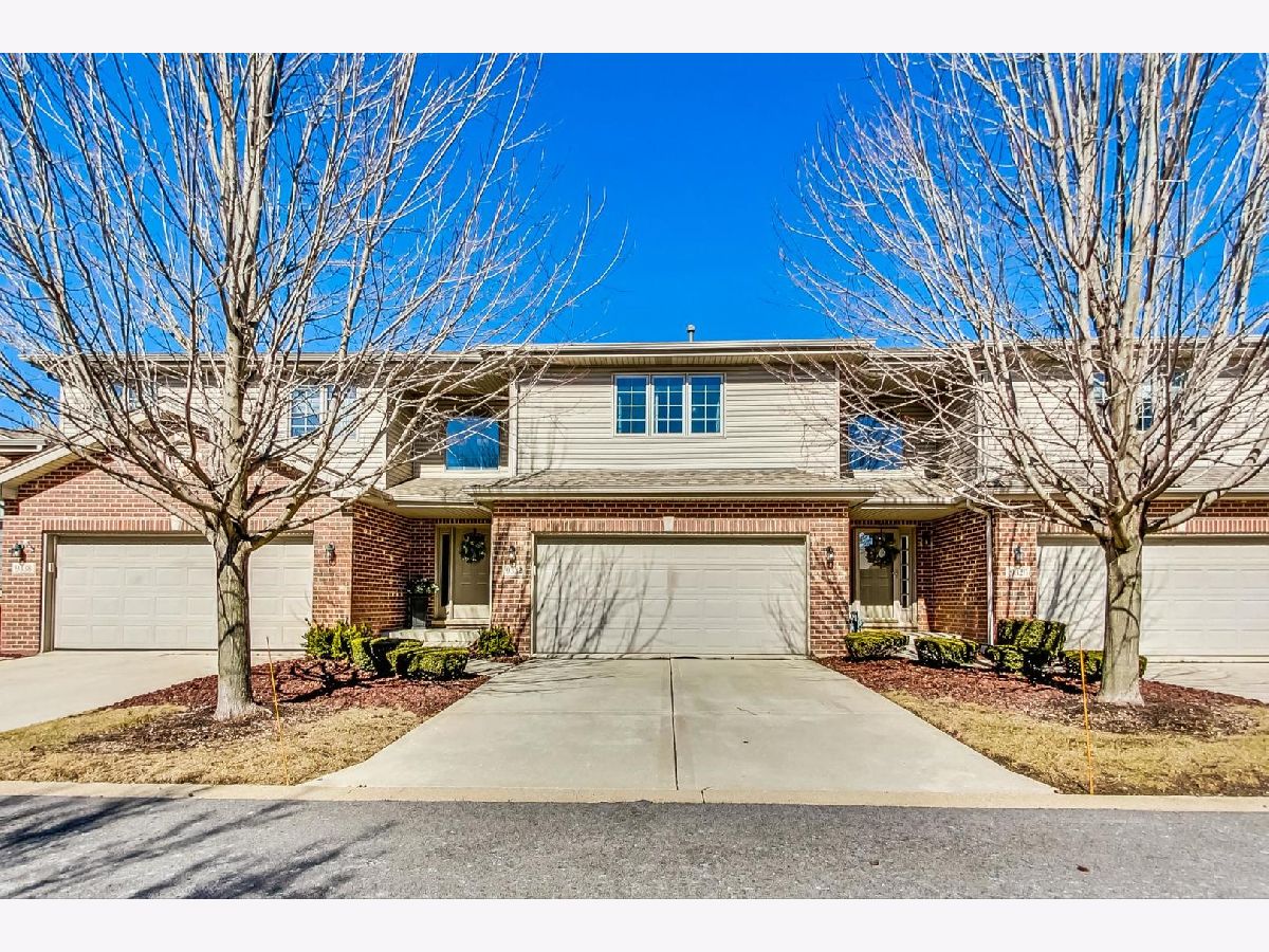 Townhomes Sold Caledonia Meadows Tinley Park Illinois, 9332 Finbar