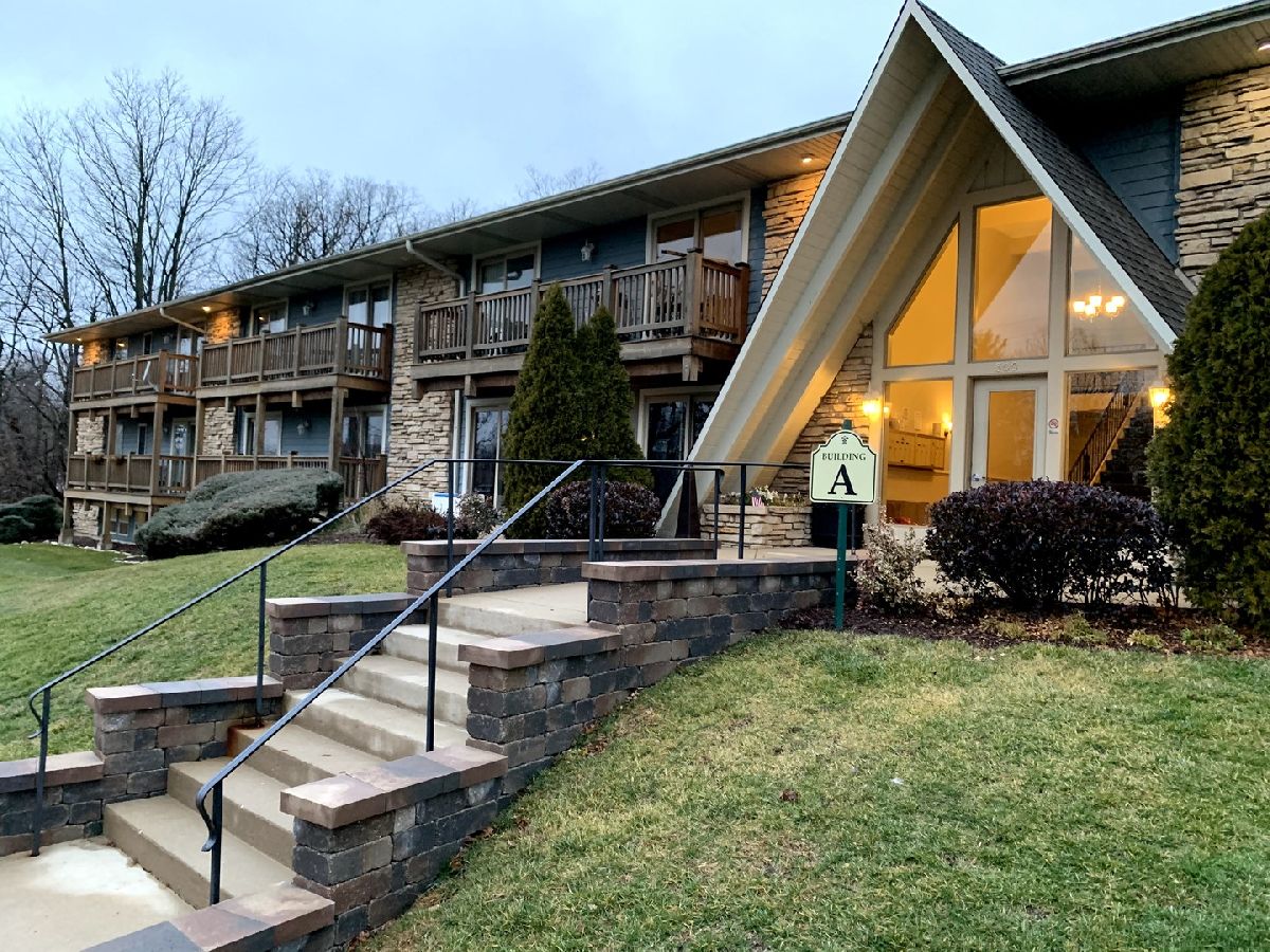  Rented Fox River Grove Illinois, 300 Opatrny