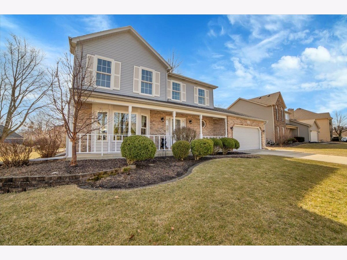 Homes & Townhomes Sold Oakhurst Aurora Illinois, 2543 Millington