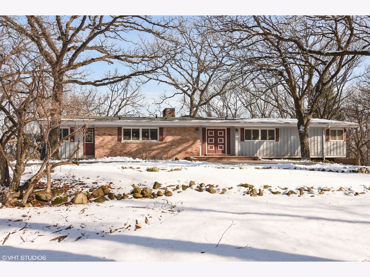  Rented Barrington Hills Illinois, 5 Saville Row
