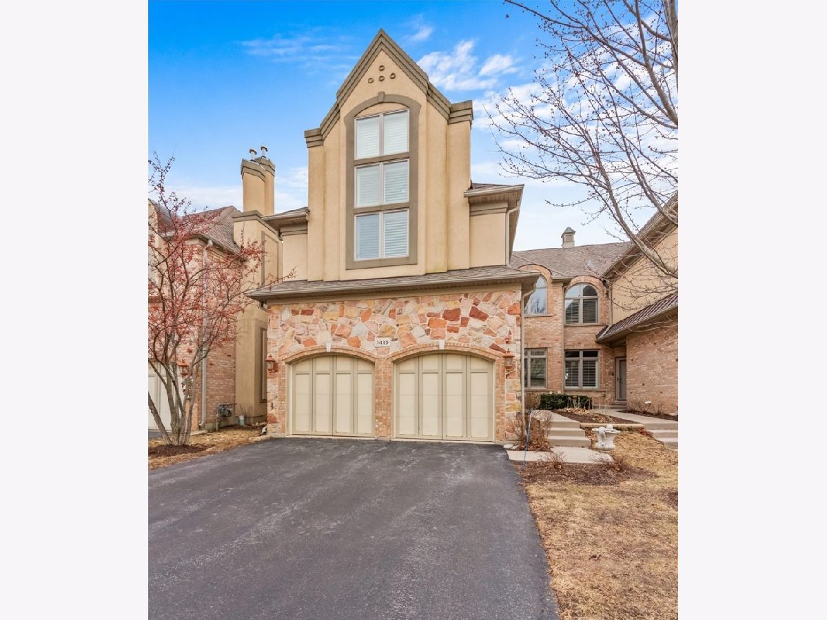 Townhomes Sold Maison Du Comte Inverness Illinois, 1413 Rue Paris