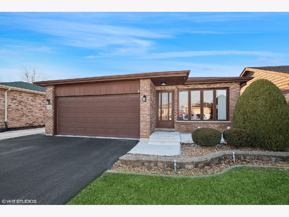  Sold Merrionette Park Illinois, 11636 Merrion