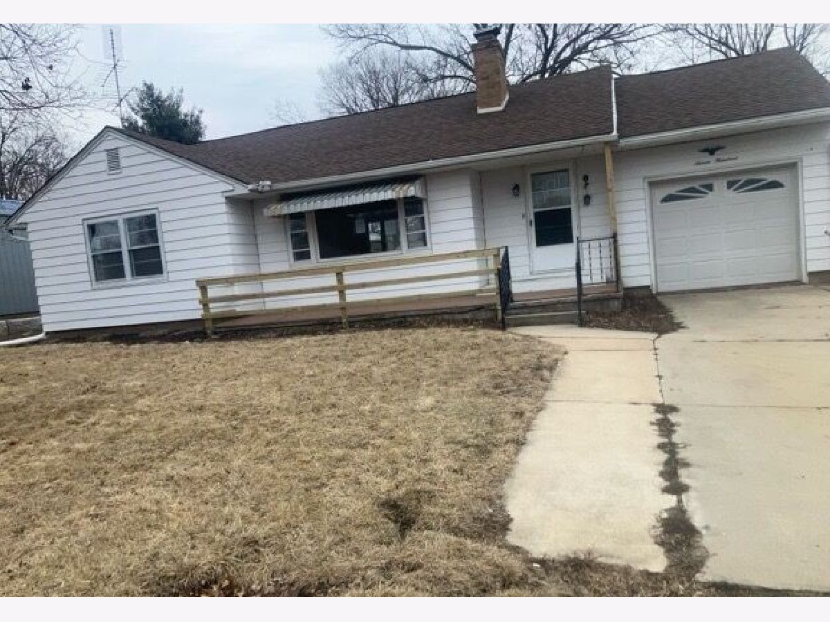  Sold Milledgeville Illinois, 700 Walker