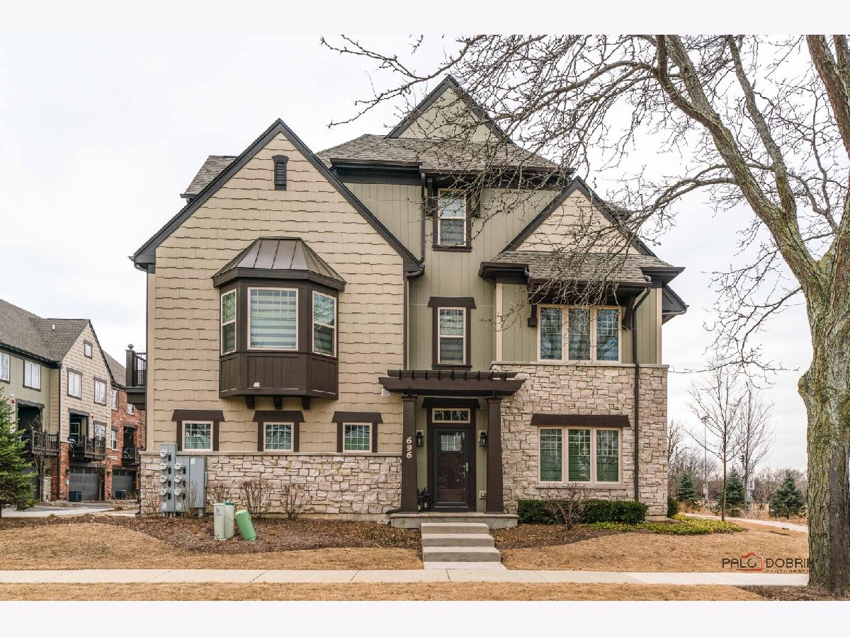 Townhomes Sold Parkside Of Libertyville Libertyville Illinois, 696 Parkside