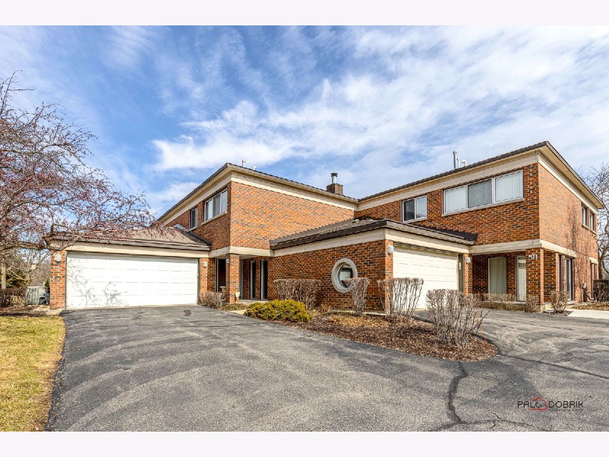 Condos & Townhomes & Homes Sold Coromandel Deerfield Illinois, 513 Kelburn