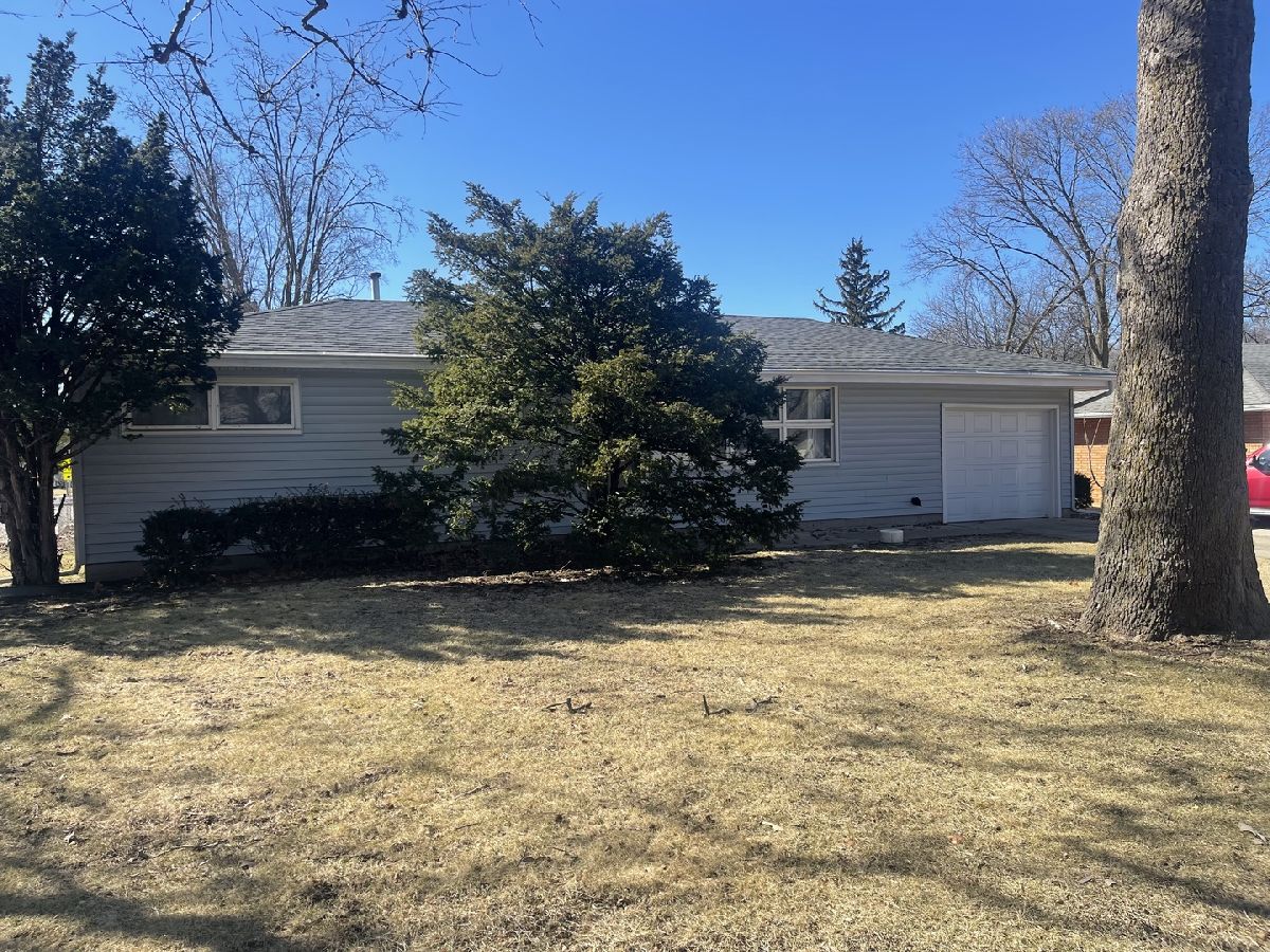 Homes Sold Maplewood Heights Bloomington Illinois, 2 Ethell