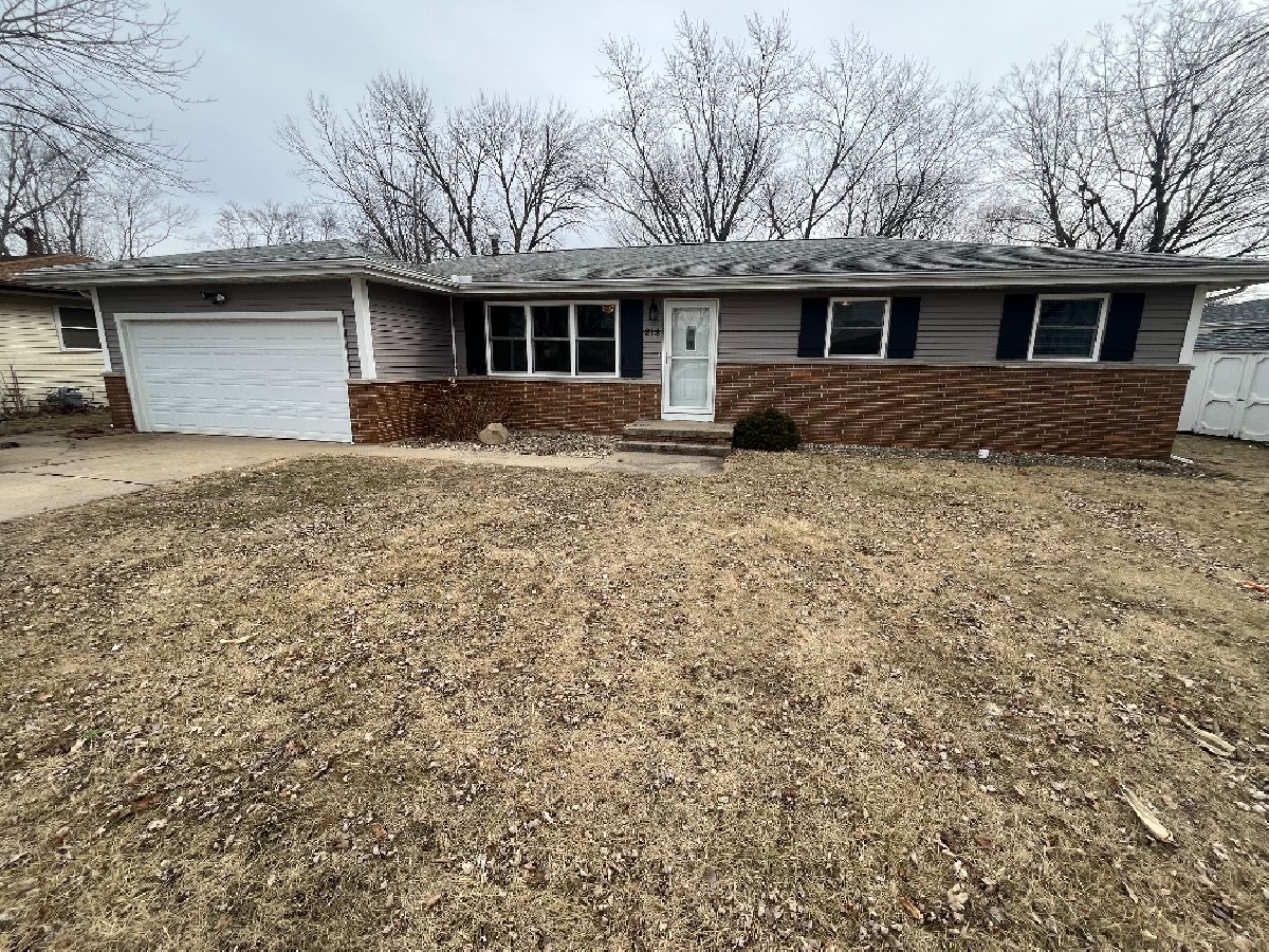  Sold Oreana Illinois, 218 Rayjon