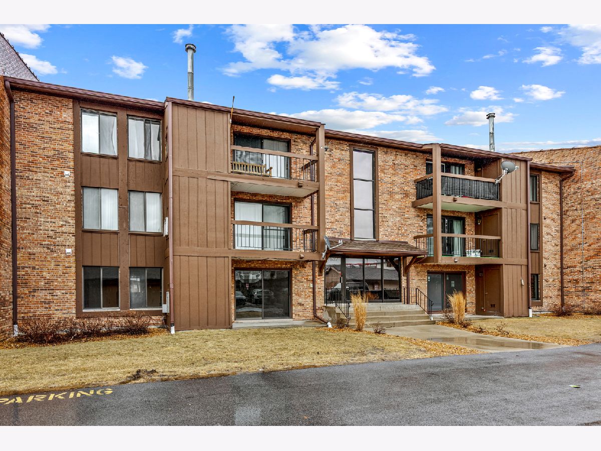 Condominiums Sold Whispering Cove Tinley Park Illinois, 7537 175th