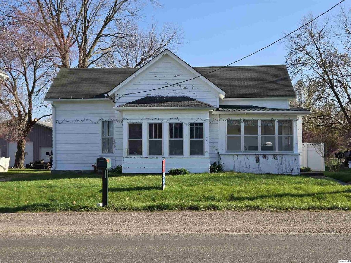  Sold Clayton Illinois, 203 Main