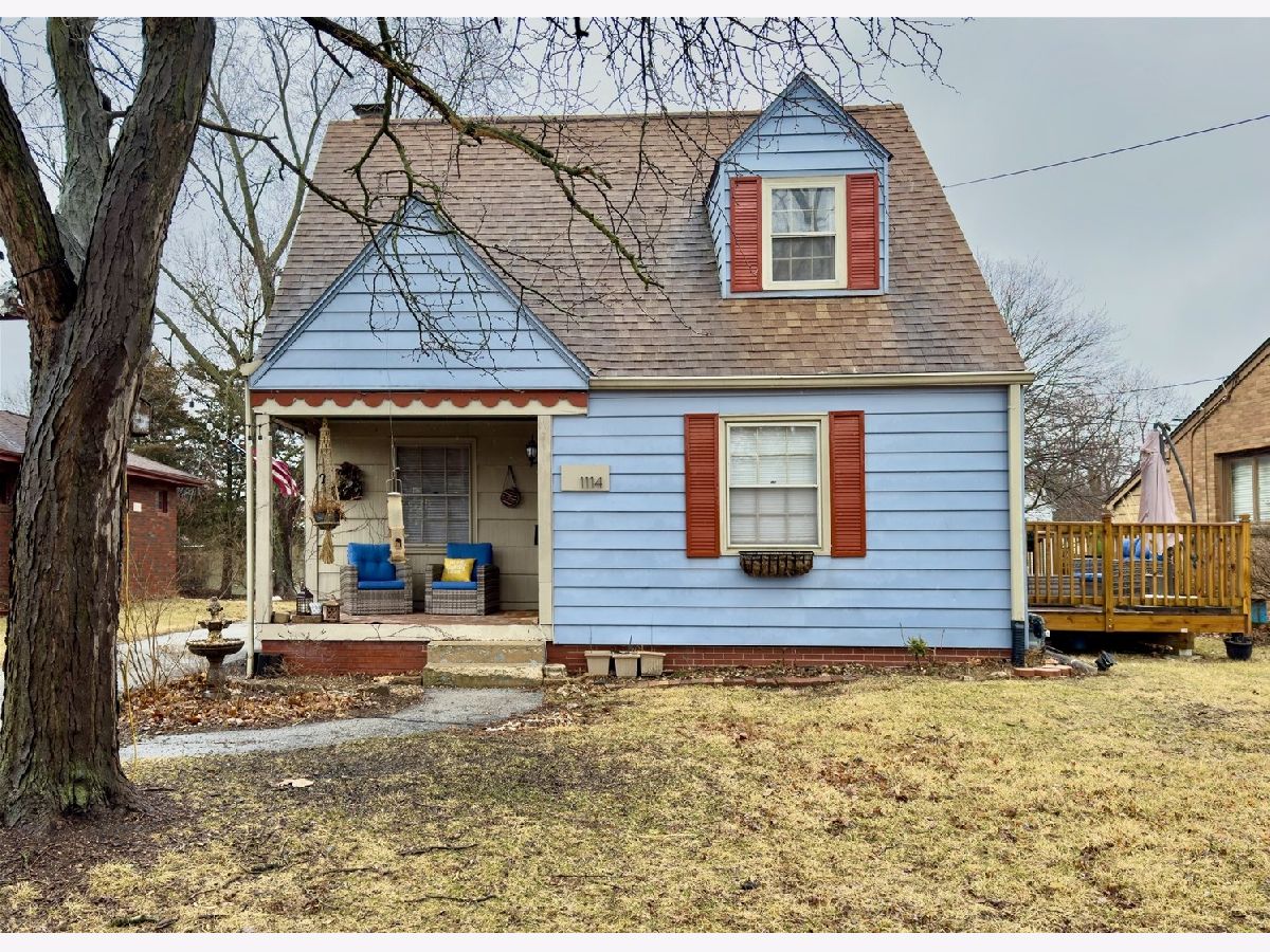 Homes & Condos & Townhomes Sold South Hill Bloomington Illinois, 1114 Summit